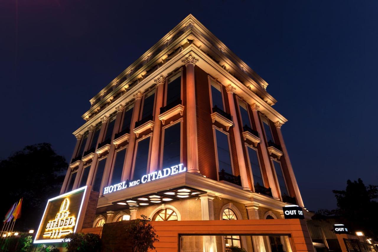 纳西克mbc城堡酒店 外观 照片